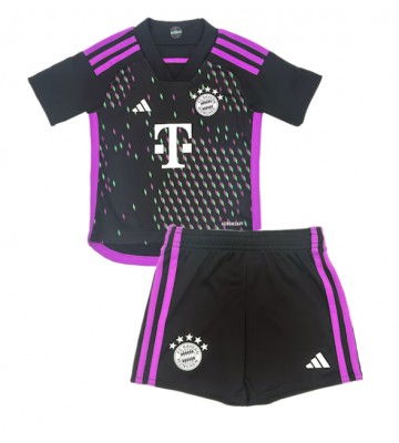 Bayern Munich babykläder Bortatröja barn 2023-24 Korta ärmar (+ Korta byxor)